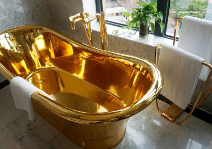 Sở hữu ngay Tổ hợp Hanoi Golden Lake - B7 Giảng Võ - khách sạn 6 sao dát vàng độc bản - Giá 250 triệu USD tương đương hơn 5.000 tỷ VNĐ. Thương thảo Mr. Anh Đức: O94 lO7 l689.