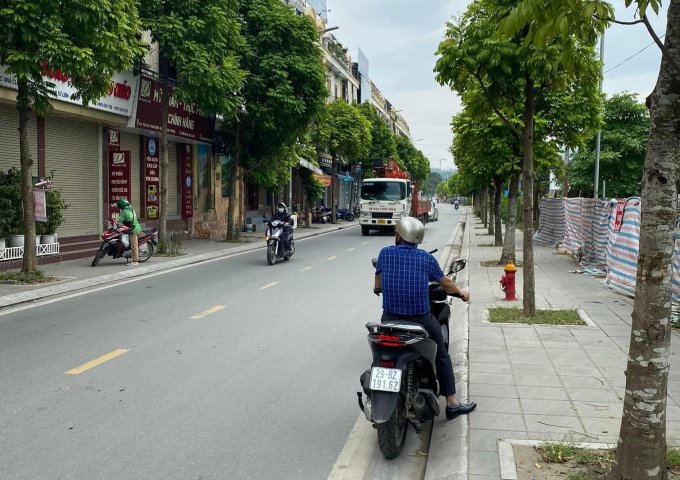 💥Bán gấp Mặt phố Nguyễn Khang Cầu Giấy 63m*6T, Kinh doanh vô đối, 24.9 tỷ💥