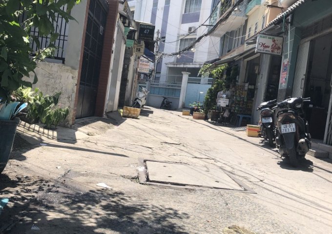 Bán nhà hẻm 648 CMT8, phường 11, Quận 3, DT 44,8m2, 4 tầng . Gía 8.5 tỷ