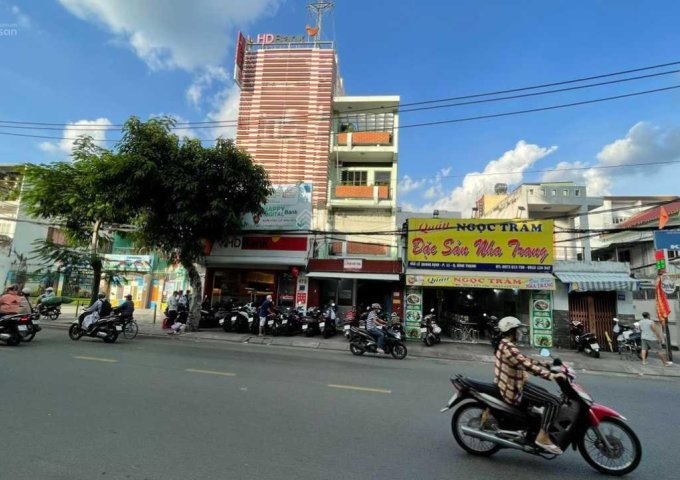 Cho thuê mặt tiền ngang 6m đường Lê Quang Định phường 14 Bình Thạnh