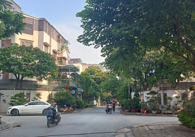 Bán nhà riêng tại Đường Hoàng Văn Thái, Thanh Xuân,Khu phân lô vỉa hè ô tô đỗ cửa  diện tích 80m2  giá 17 Tỷ