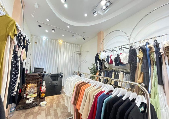 Sang nhượng cửa hàng mặt phố Khâm Thiên Đống Đa HN