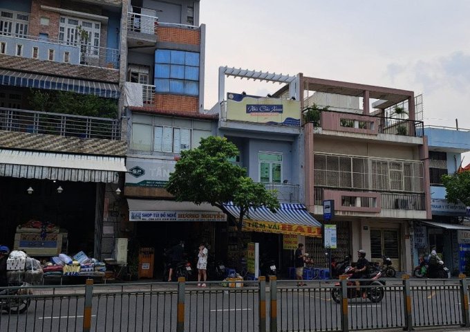 Bán nhà 4 tầng mặt tiền đường Lũy Bán Bích gần đường Hòa Bình, phường Hiệp Tân, Q. Tân Phú