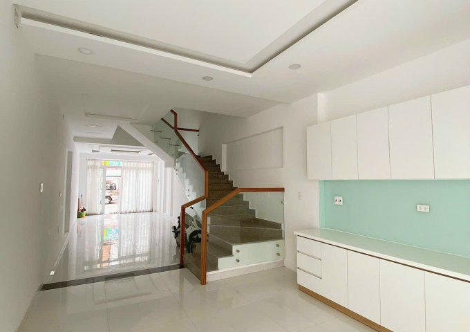 Bán nhà mặt tiền Phan Huy Thực, Tân Quy, Q7,Dt 4x18m, 3 lầu,st. Giá 14 tỷ