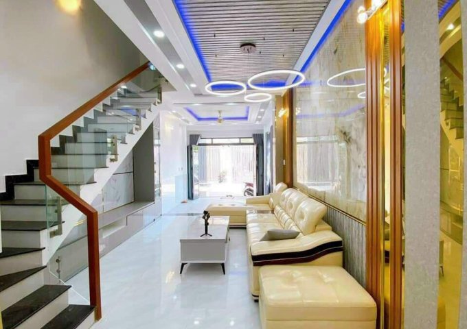 Mở bán nhà phố Phan Đăng Lưu, quận Phú Nhuận, duy nhất 1 căn với 62m2, giá chỉ nhỉnh 5 tỷ. 