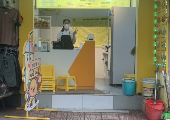 SANG NHƯỢNG QUÁN CƠM GÀ CHIKENLY  ĐỊA CHỈ 75/481 NGỌC LÂM, LONG BIÊN, HÀ NỘI