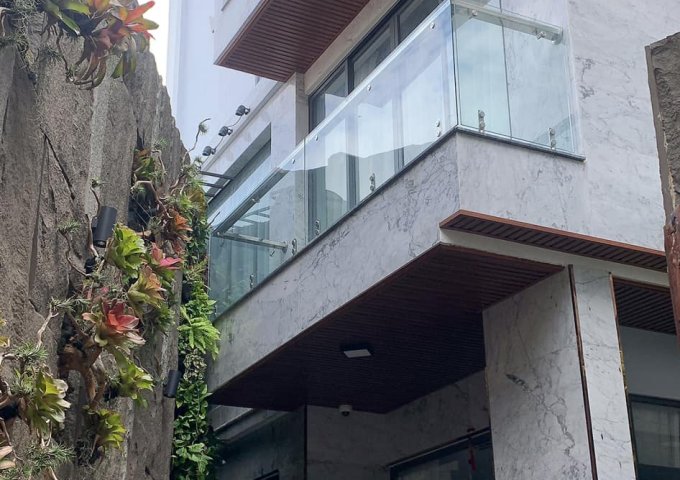Biệt thự Tú Xương, quận 3, 5 tầng, 9x12, có thang máy, giá 55 tỉ