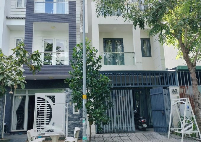 NHÀ KDC VEN SÔNG PHƯỚC KIỂN - 5x18M - ĐƯỜNG NHỰA 8 MÉT - CHỈ 9.99 TỶ