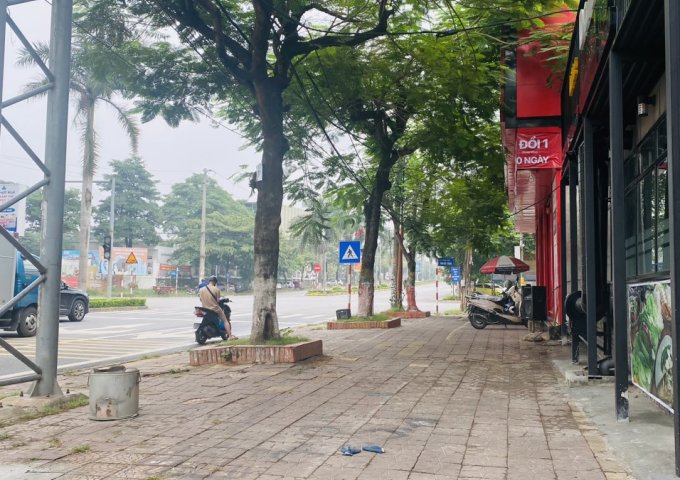 Cho thuê mặt bằng lô góc đường Nguyễn Tất Thành  💥Diện tích : 140m2 giá 12tr/tháng