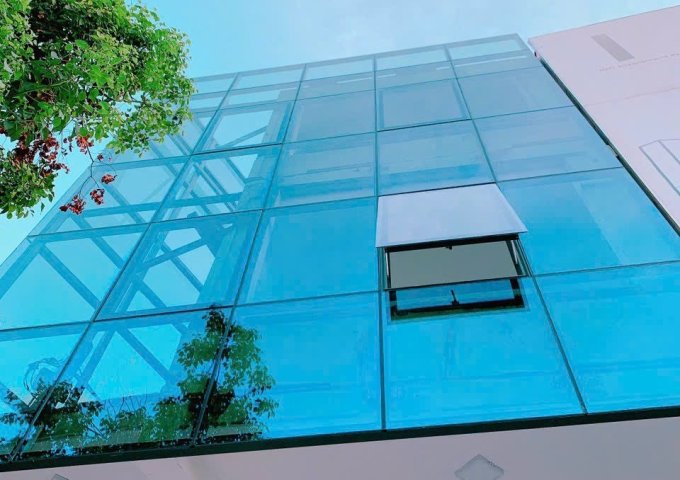  Nhà mặt tiền , 45m2 , 4 lầu , Phú Nhuận , giá 13.5 tỷ . 