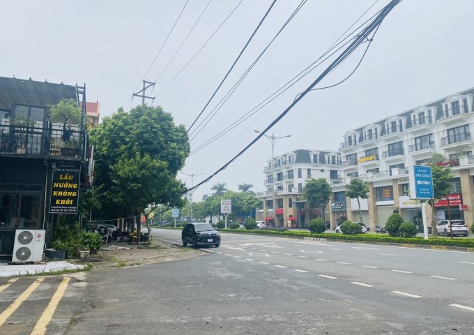 Cho thuê mặt bằng lô góc đường Nguyễn Tất Thành, Vĩnh yên, Vĩnh Phúc. Gía 12 triệu/ tháng