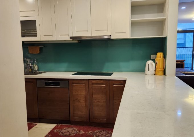 Bán chuyển nhượng căn hộ Discovery Complex Cầu giấy. Căn 2- 3- 4 PN. Giá cực sốc