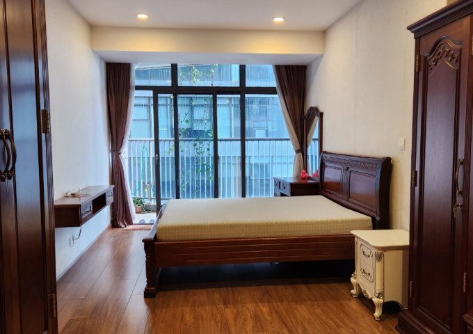 Bán chuyển nhượng căn hộ Discovery Complex Cầu giấy. Căn 2- 3- 4 PN. Giá cực sốc