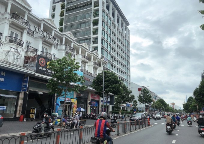 Nhỉnh 8 tỷ có nhà đẹp Dương Quảng Hàm 92m2 4 tầng ngang gần 5m gần Đại học VL.