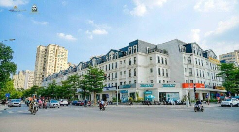 Bán gấp Shophouse lô góc 5 tầng 187m2 mặt phố Nguyễn Chánh cho thuê 200tr/ tháng kinh doanh đỉnh