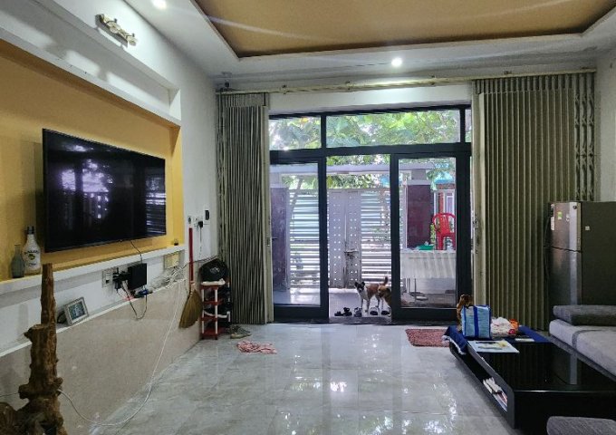 BÁN NHÀ MẶT TIỀN 2 TẦNG CẠNH NGÃ 4 ĐƯỜNG VÕ CHÍ CÔNG & HUỲNH LẮM, NGŨ HÀNH SƠN, NHỈNH 3 TỶ.