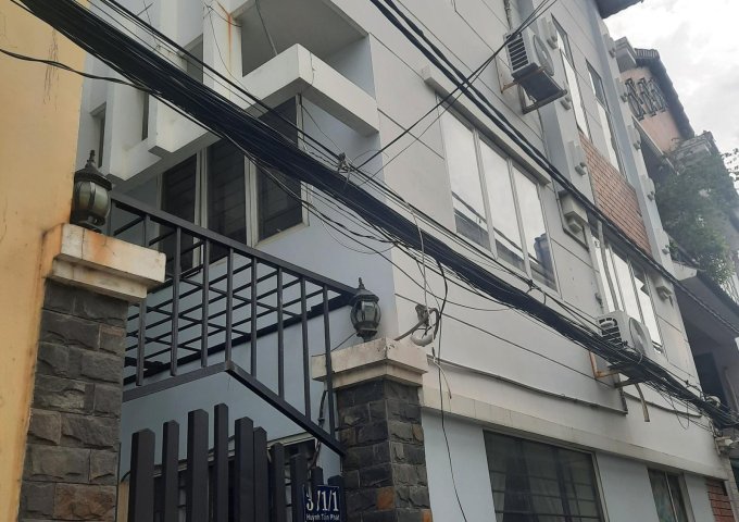 Chính chủ cho thuê nhà nguyên căn vào hẻm cách đường Huỳnh Tấn Phát 20m, phường Tân Thuận Đông, quận 7, TP Hồ Chí Minh