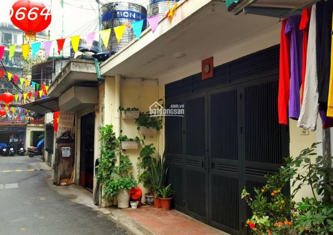 Cho thuê chung cư, phòng trọ, nhà trọ tại nhà D8 khu tập thể Thành Công, Ba Đình, Hà Nội