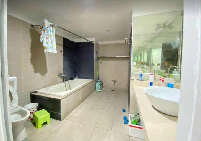 Căn hộ chung cư cao cấp Hà Thành Plaza 102 Thái Thịnh - Đống Đa đẹp 2.x tỉ Hotline O94 lO7 l689