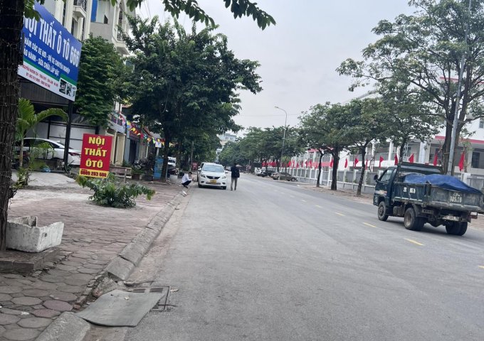 Bán lô đất Ngô Xuân Quảng, Trâu QUỳ Gia Lâm, đường 4m, giá 2,45 tỷ