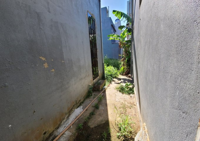 Bán nhà 1 tầng, gác lửng, mặt phố, Hòa Hải, Ngũ Hành Sơn, Đà Nẵng. Diện tích 90 m2. Giá 2.65 tỷ.