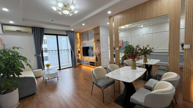 Chính chủ cần bán căn hộ 99m2 (3PN) tại chung cư CT36 Xuân La quận Tây Hồ.
