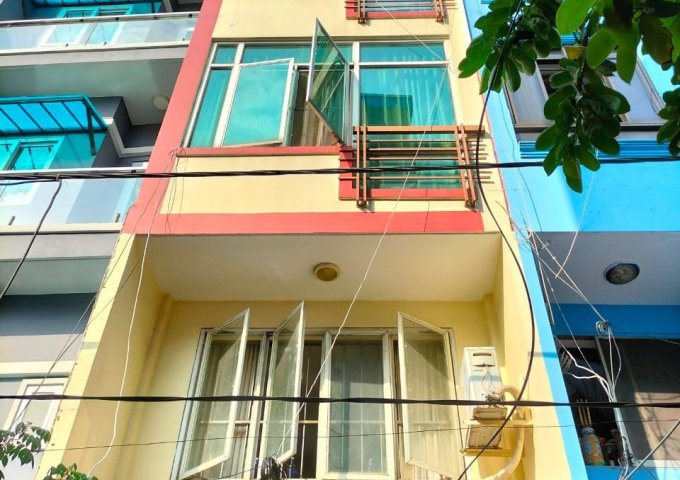 Nhà hẻm 4m Nguyễn Đình Chiểu, q3, 3.1x10m, giá đầu tư 6,6 tỉ