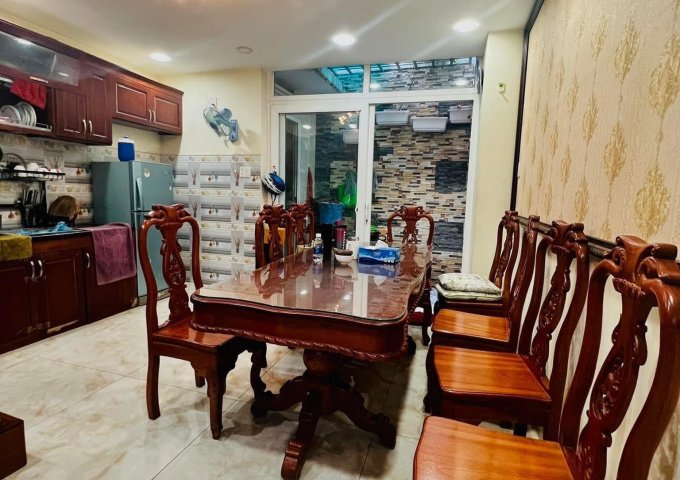 Gấp bán nhà đẹp 5 tầng, Trường Sa, PN, ngang 4.3*15m, không lộ giới, nhỉnh 10 tỷ 