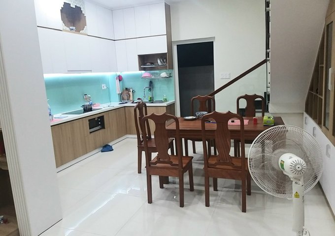 Bán nhà phố Mega Village Khang Điền, Full nội thất, Sổ hồng, Giá rẻ đầu tư