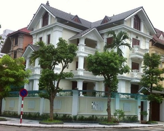 Cho thuê biệt thự Làng Việt Kiều Châu Âu, 300m2 x4T, , thang máy,  giá 50tr