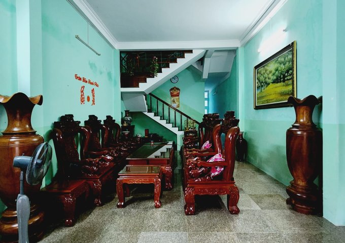 Bán Nhà Mặt Tiền Đường Hàm Nghi P.Ngô Mây Quy Nhơn , 150m2 , 1,5 mê , Giá 15 Tỷ