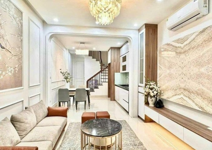 🏘️🏘️🏘️KHƯƠNG TRUNG 32M 4T TẦNG- MỚI -  ĐẸP Ở NGAY - THIẾT KẾ HIỆN ĐẠI - GẦN PHỐ