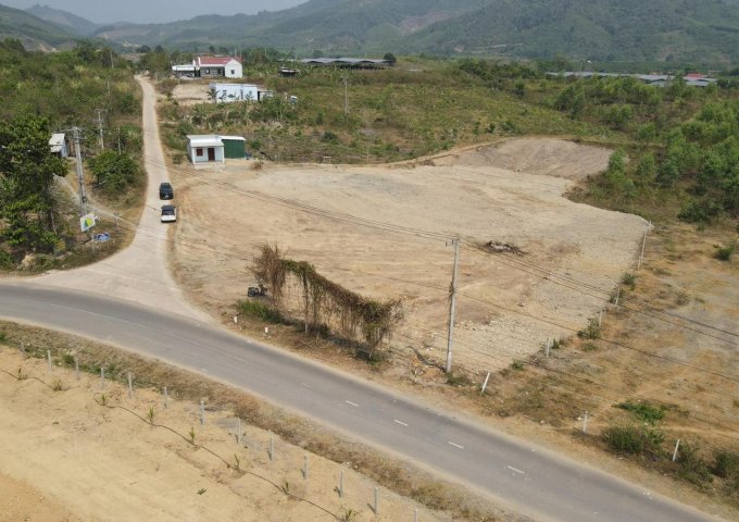 bán đất 3 mặt tiền đường nhựa xã Khánh Phú có thổ cư gần trường Happy Village LH 0788.558.552