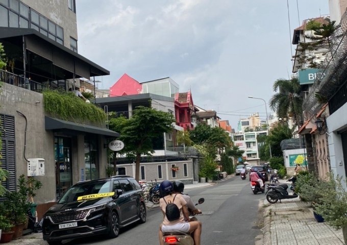 100tr!  Cho thuê MT gần Đ. Phan Xích Long Q.PN - 8*20m - Hầm 4 Lầu