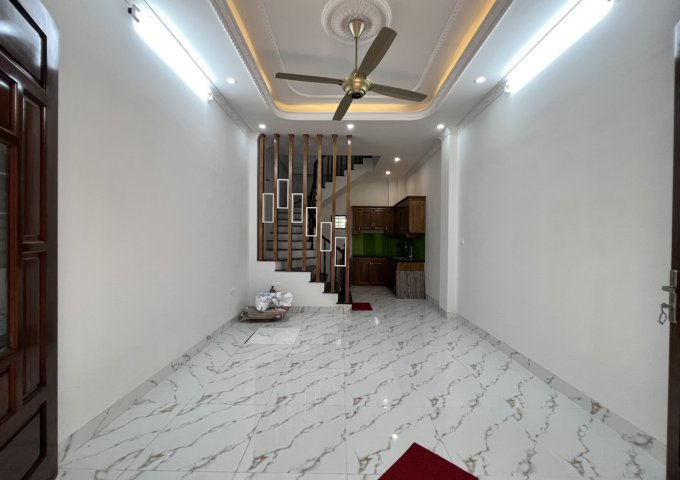 Bán nhà Lê Quang Đạo, 35m2 x 5T, lô góc, nhà đẹp, ngõ rộng, giá chỉ nhỉnh 4 tỷ.