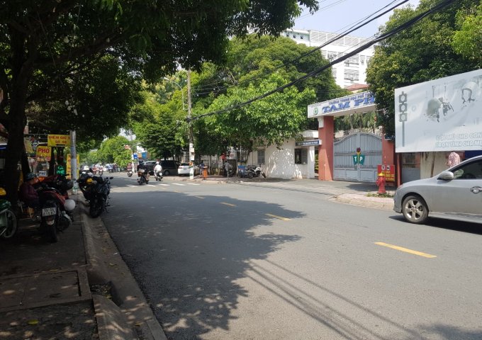 Cho thuê nhà nguyên căn mặt tiền đường Phú Châu, Tam Bình , TP thủ đức