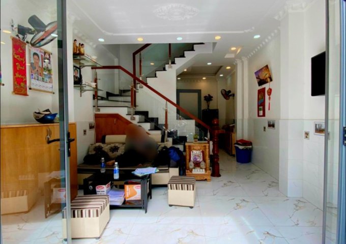 NHÀ NHỎ TIỀN CHO VỢ CHỒNG TRẺ - NGANG 4M - CHỈ 2.x TỶ CHO THUÊ 8TR/THÁNG.