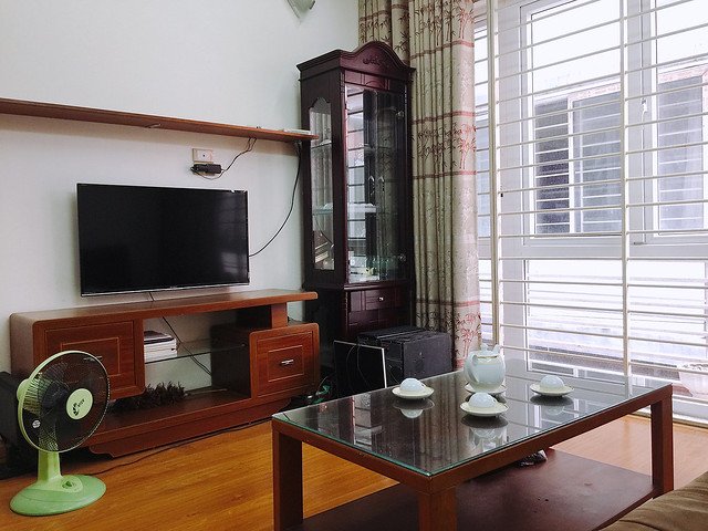 NHÀ 4 TẦNG LẦU MẶT TIỀN ĐƯỜNG KHÁNH HỘI-TUYẾN ĐƯỜNG KINH DOANH ĐỈNH NHẤT QUẬN 4.