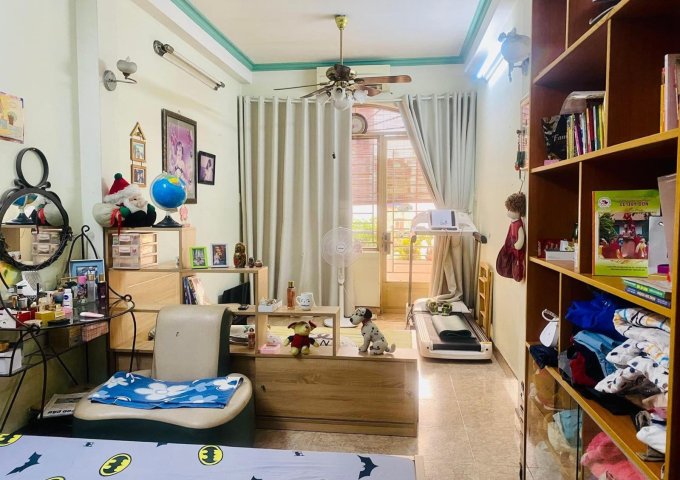 HXH 8m thông 1 trục Nguyễn Đình Chiểu, Q3, gần khu Bàn Cờ, 5 tầng, 12.5 tỷ hiếm