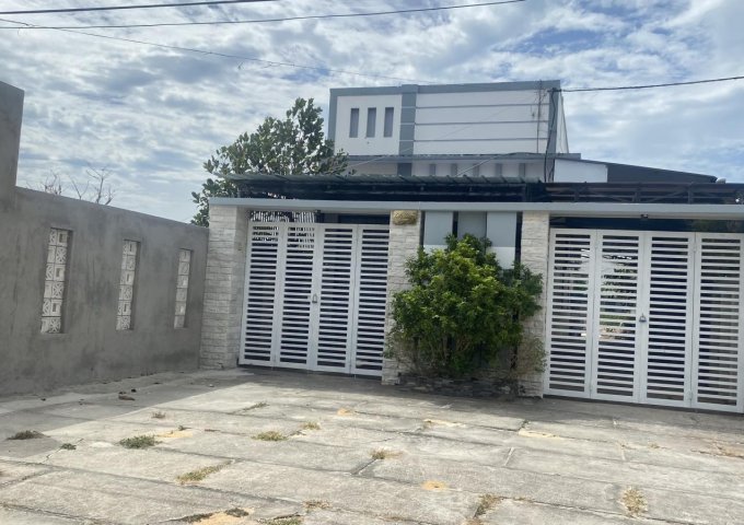 Bán 8x39, 160M THỔ CƯ, MT Cách Mạng Tháng 8, gần biển lagi giá rẽ