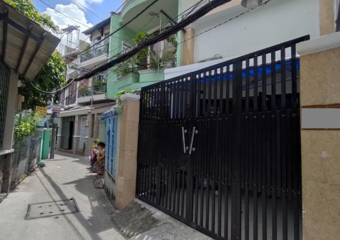Bán nhà riêng 2 Tầng đường Lê Văn Lương, Quận 7, diện tích 100m2 có sân để xe