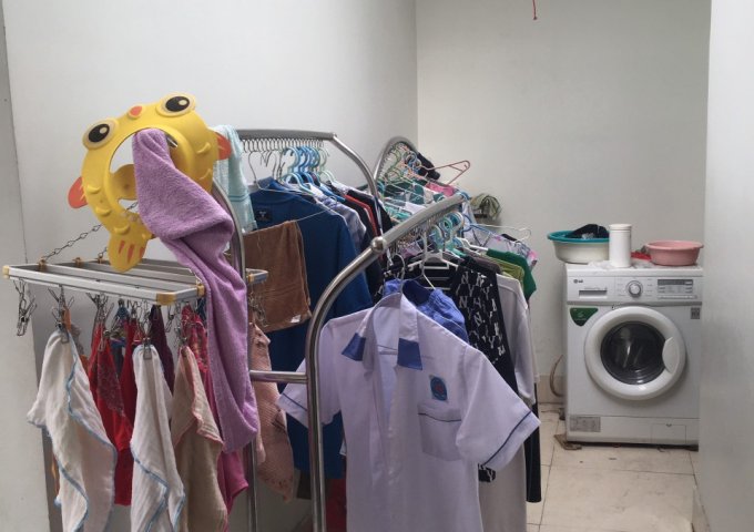 nhà 69m độc lập 2,5 tầng Trần nguyên hãn - lê chân - đông tứ trạch # 5 tỷ