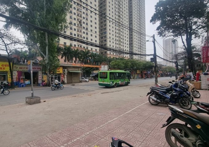 Bán nhà mặt phố Cầu Bươu, Thanh Trì, 70m2, 5 tầng, ô tô dừng đỗ kinh doanh, 16.5 tỷ