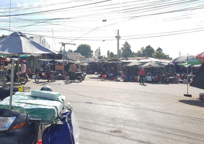 Anh chị muốn mua đất trung tâm thị trấn, thanh khoản dễ và giá rẻ