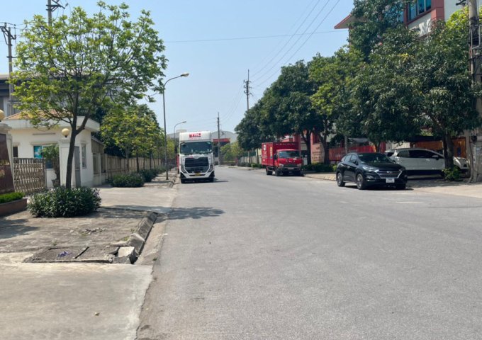 KCN Quất Động – Thường Tín, D.Tích 2500m2, Xưởng 1800m2, Giá 28.5 tỷ