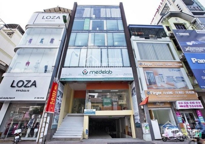 Bán MT Võ Văn Tần ,Phường 6, Quận 3. DT: 8x25m, Hầm, 10 tầng. Gía bán 250 tỷ TL