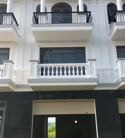Chính chủ cần sang nhượng lại căn nhà tâm huyết tại dự án khu nhà ở Thăng Long luxury Bàu Bàng- Đường DX 614 Thị trấn Lai Uyên Huyện Bàu Bàng Bình Dương