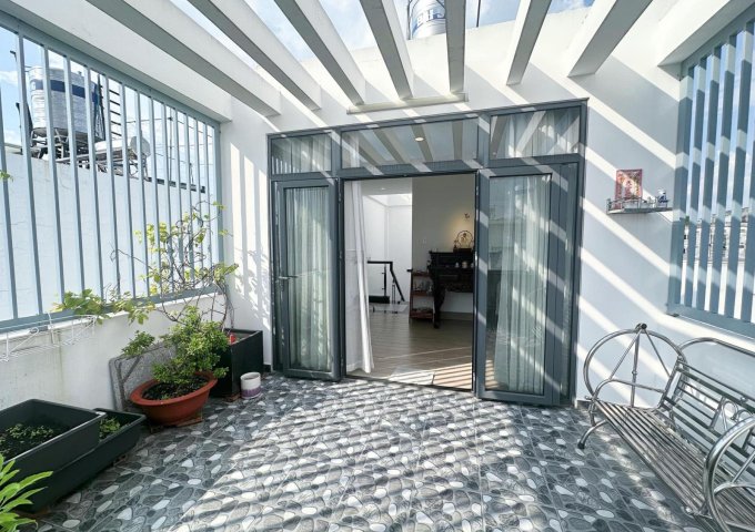 CẦN BÁN NHÀ NGUYỄN HỮU CẢNH - NGANG KHỦNG 6M  - LÔ GÓC - 7 TỶ