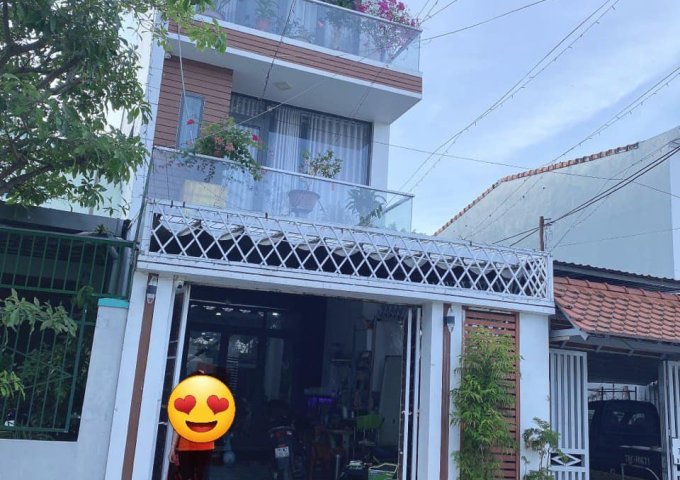 Bán nhà đẹp 3 tầng đường 12m thôn Phước Lộc,Phước Đồng,Nha Trang