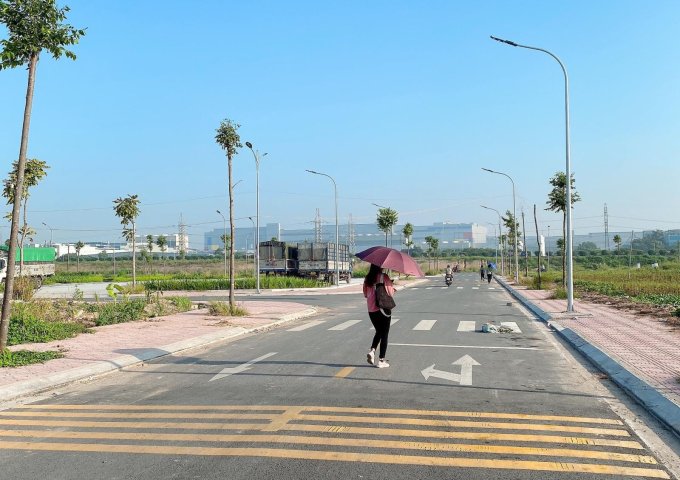 Lô nhìn công viên kinh doanh luôn dự án Mẫn Xá, Long Châu, Yên Phong. lh 0833582222